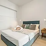 Sunnyvillas Mythical Gym Swimming Pool S19