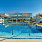 Sunnyvillas Mythical Gym Swimming Pool S19 * Paralímni