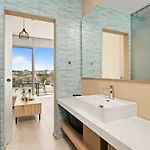 Apartment Sunnyvillas Mythical Gym Swimming Pool S19 *