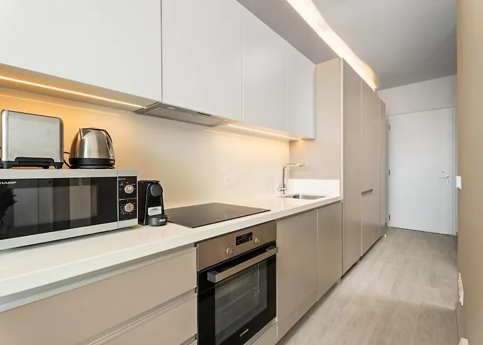 Sunnyvillas Mythical Gym Swimming Pool S19 *