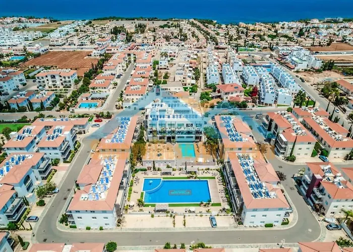 Sunnyvillas Mythical Gym Swimming Pool S19 Apartman