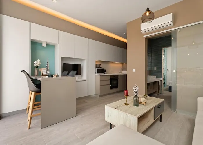 Apartment Sunnyvillas Mythical Gym Swimming Pool S19 *