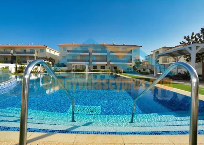 Sunnyvillas Mythical Gym Swimming Pool S19 * Paralímni